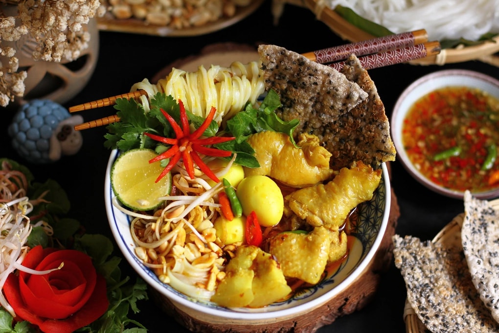 The most distinctive feature of the Quang Nam-style Cao Lau dish is the elaborately prepared noodles
